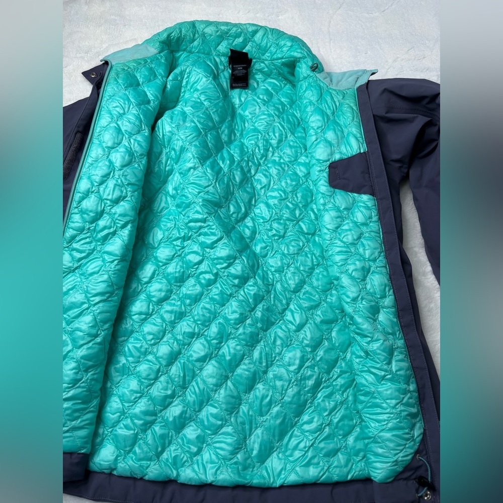 The North Face Women's Plasma ThermoBall™ Jacket - Size Medium NO HOOD - Picture 4 of 13